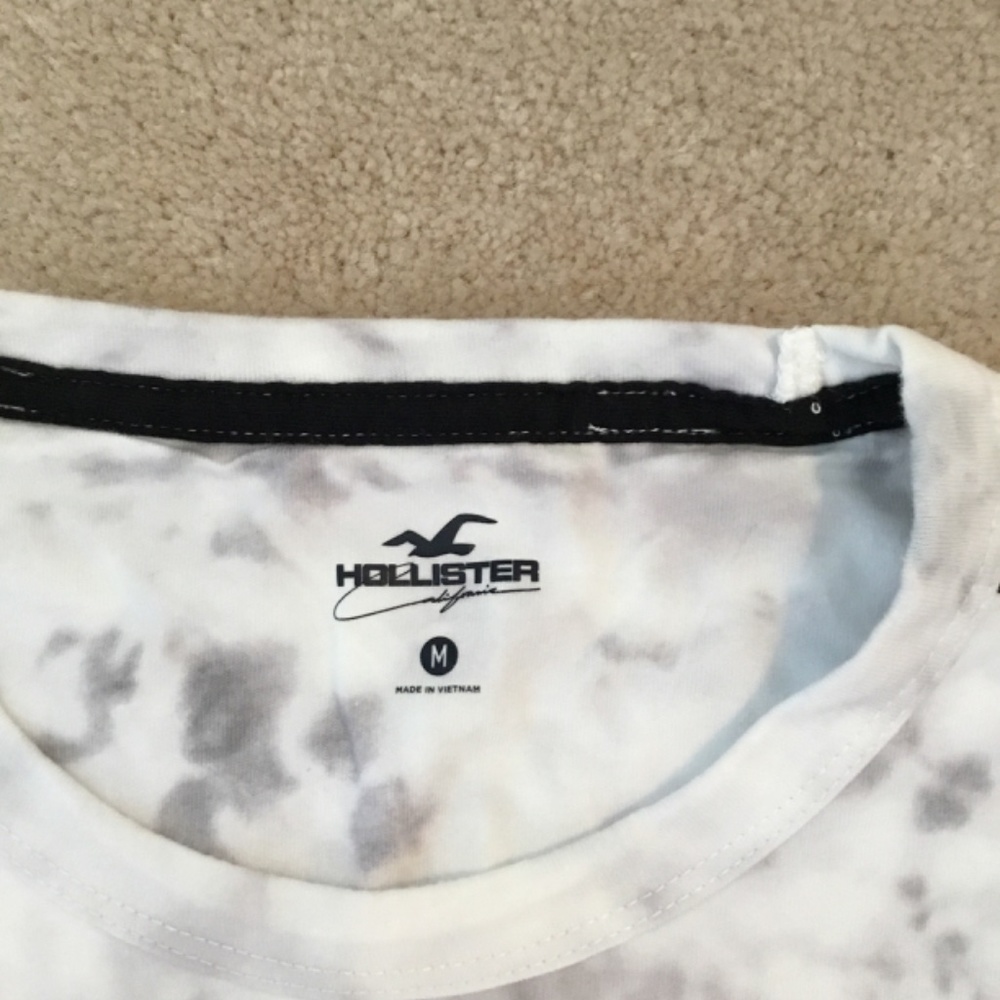 Brand new Hollister t shirt men’s medium - Picture 3 of 3
